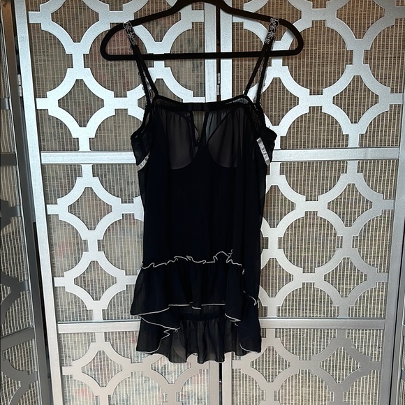 Ambrielle Pink and Black Chemise with Lace and Flared Skirt - Picture 5 of 8